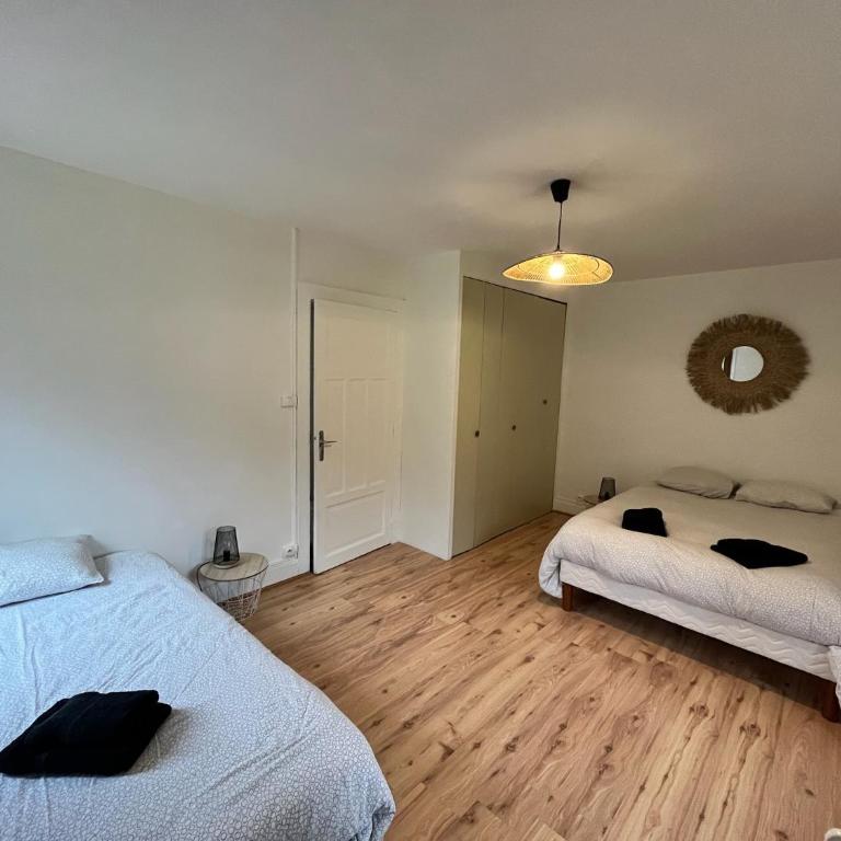 Ferme des Brimbelles 15p - billard, baby-foot & PS3 - Maison 5 Chambres - 9