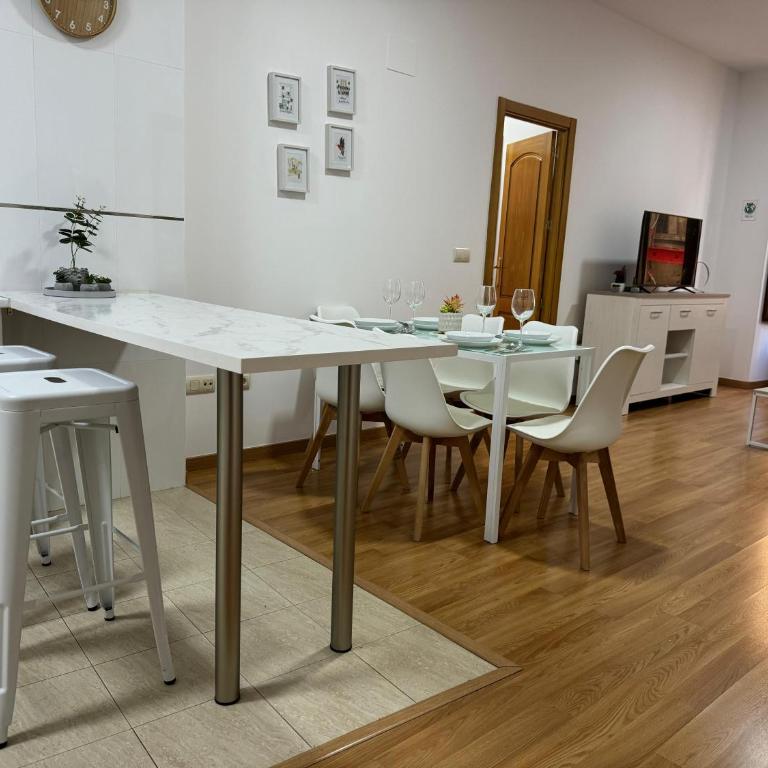 MR Apartamentos 2 - Apartamento de 3 dormitorios - 2