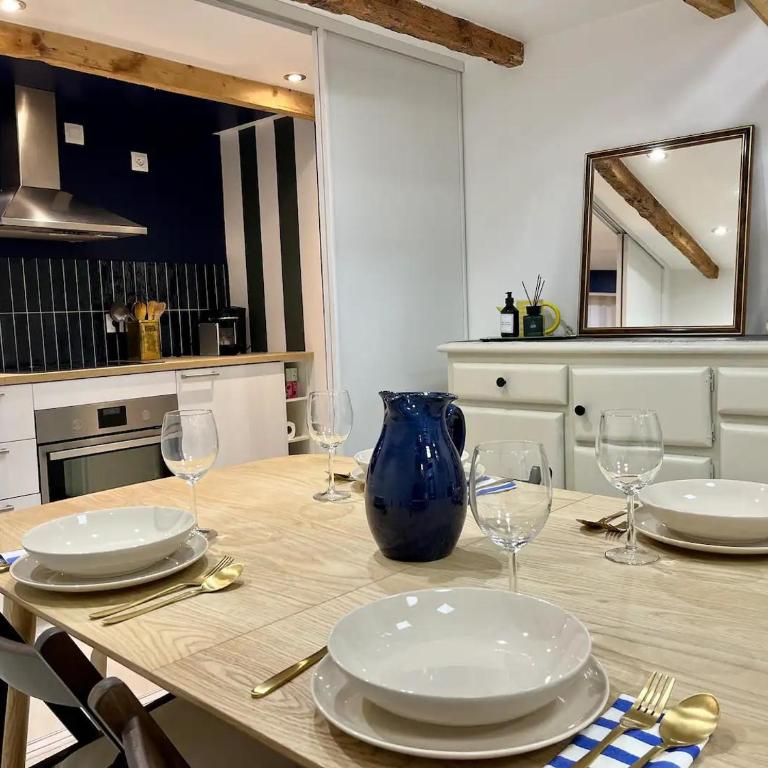Le Chaptal • Beau T2 • CLIM • Centre Gare St Roch - One-Bedroom Apartment - 18