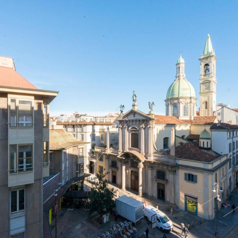 Duomo dietro l'angolo - Appartamento con 2 Camere da Letto - 8