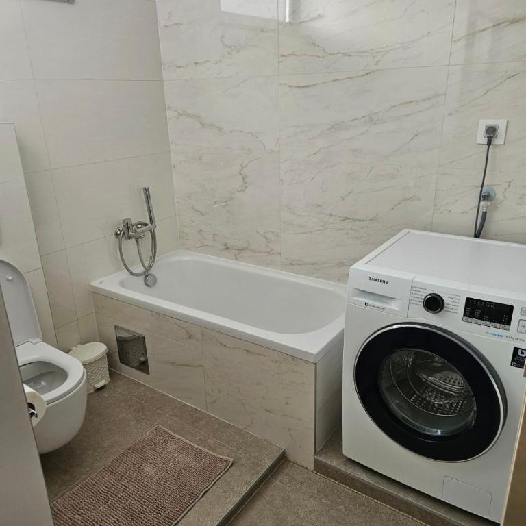 APARTMAN CENTAR BULEVAR EX sa GARAZOM - Apartman - 19