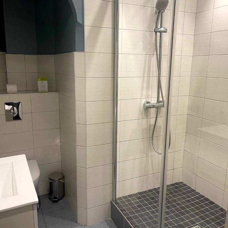 Hôtel La Réserve - Chambre Double Supérieure - 10
