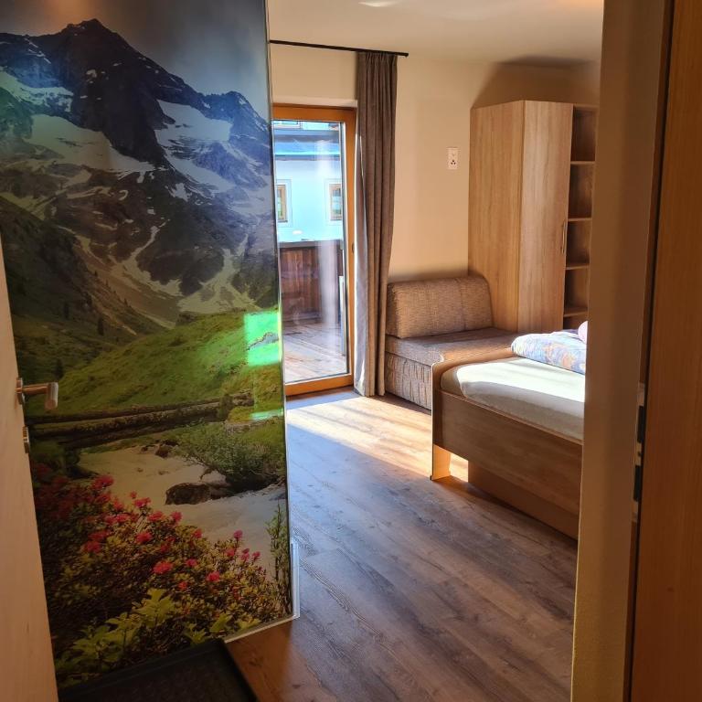 Ferienwohnung Bischofer - Apartment mit 5 Schlafzimmern und Balkon - 44