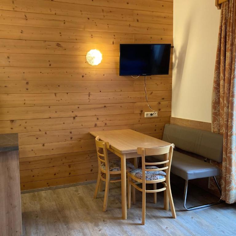 Aparts33 - Apartment mit Balkon - 20