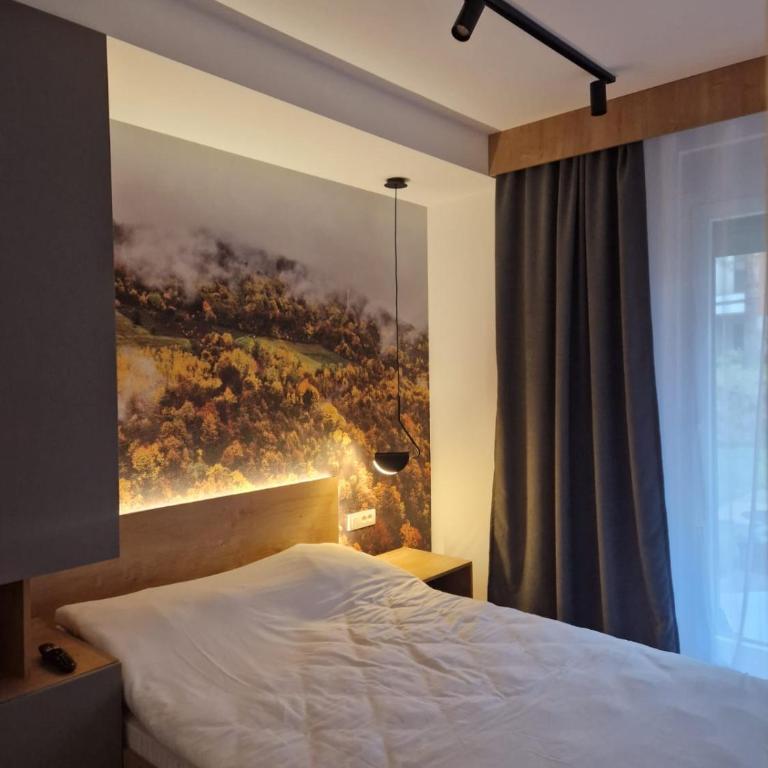 Mountain Dreams - Three-Bedroom Apartment - 30