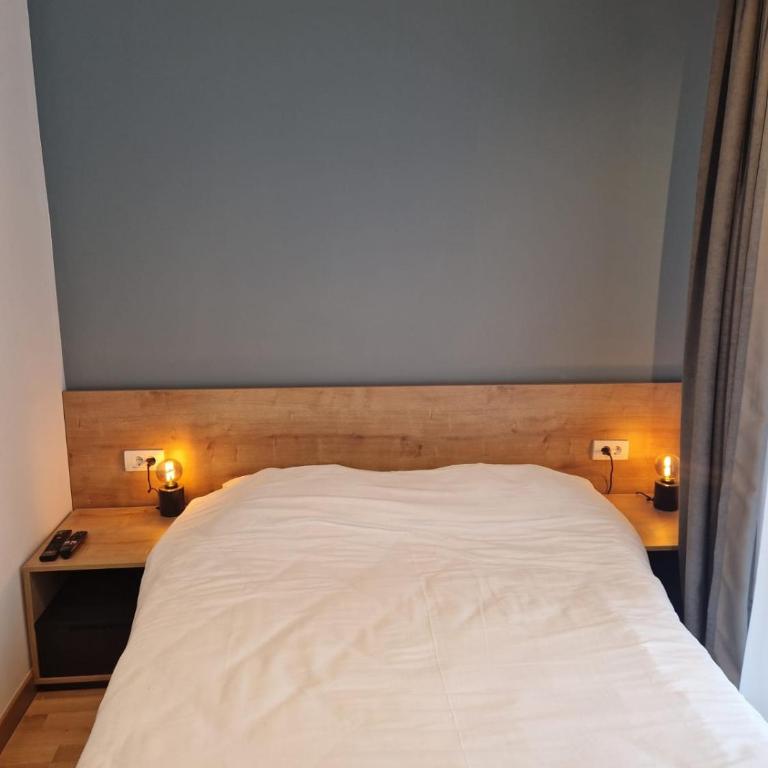 Mountain Dreams - Three-Bedroom Apartment - 34