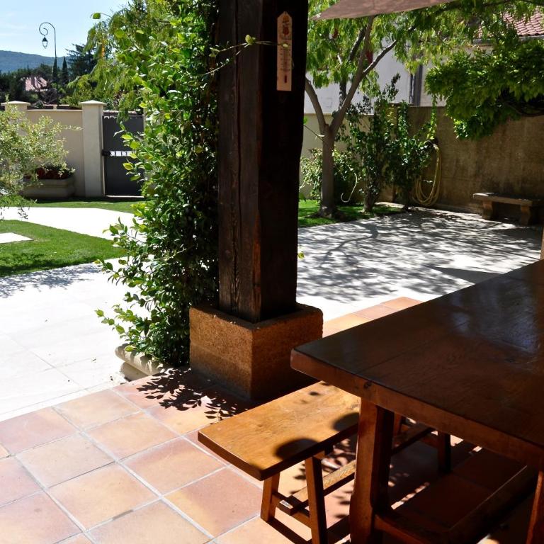 Maison de caractère au coeur de la Provence - Villa - 2
