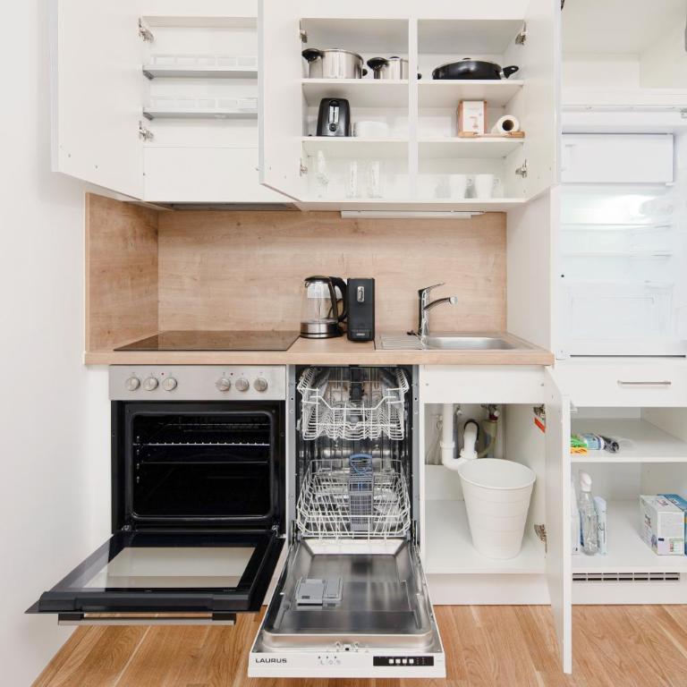 Whats-App Self-Check-IN - Apartment am Hauptbahnhof - Studio - 12