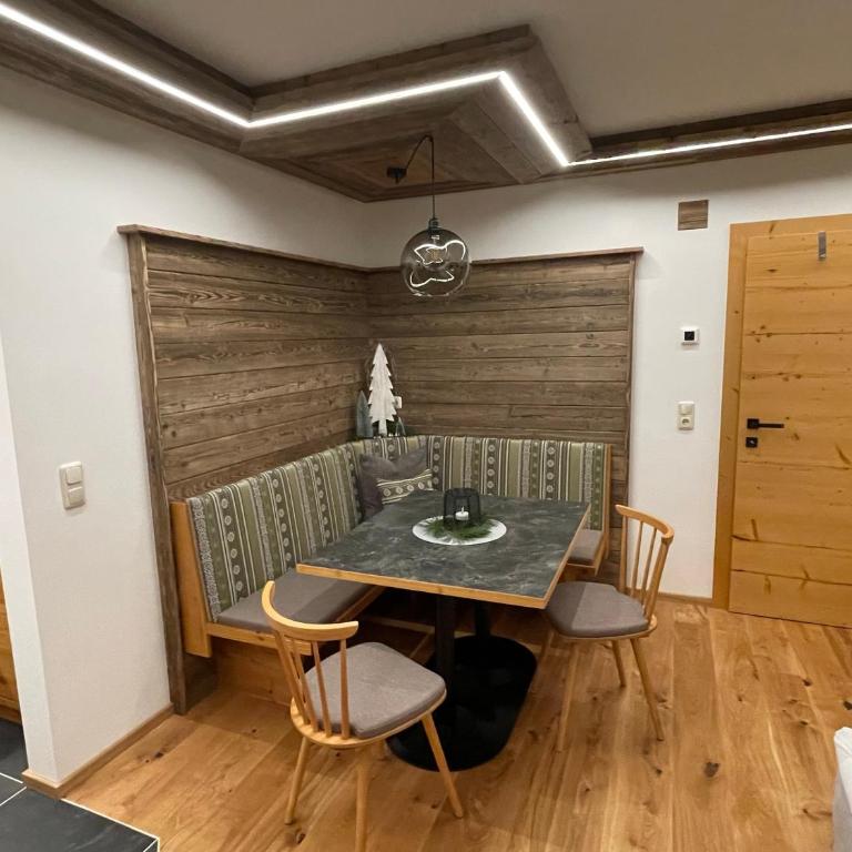 Pension und Apartment Edelweiß - Appartement avec Balcon - 9