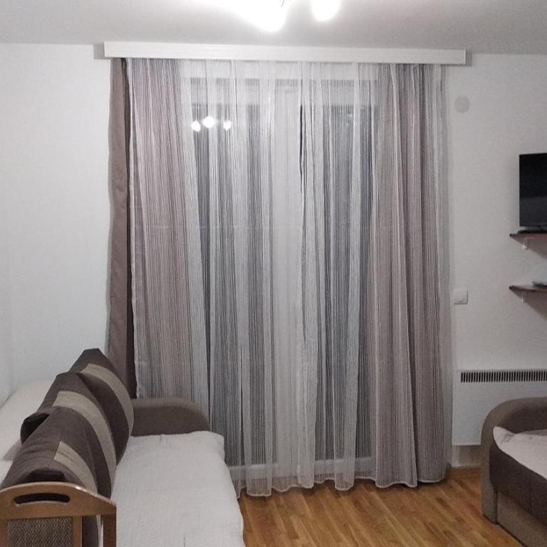 Apartman Studio Lux u Kraljevim Čardacima - Standardni Studio - 13