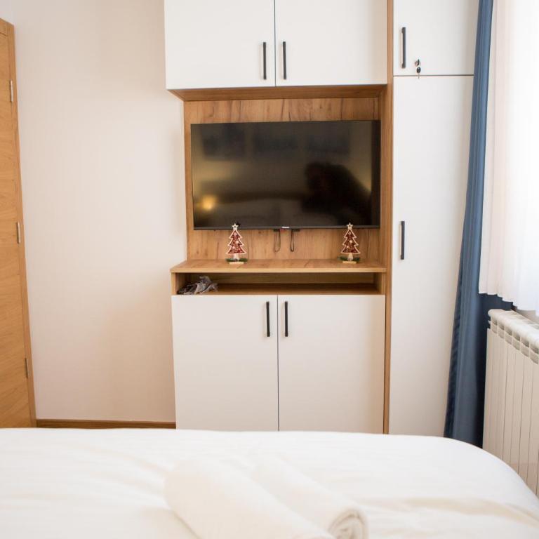 GreenMont Jahorina - Two-Bedroom Apartment - 15