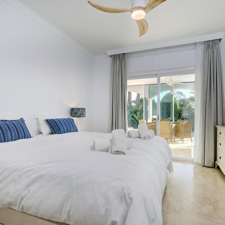 Large Ground Floor Apartment with Private Garden and Beach Access - Casa de 3 dormitorios - 34