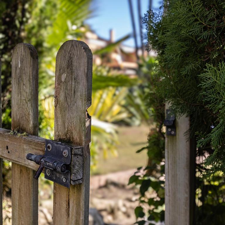 Large Ground Floor Apartment with Private Garden and Beach Access - Casa de 3 dormitorios - 45