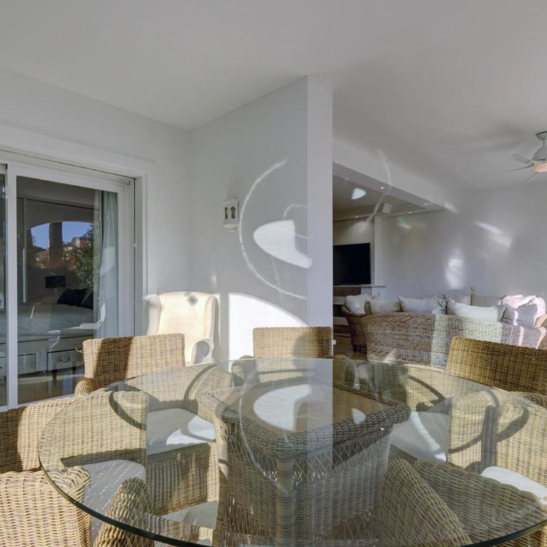 Large Ground Floor Apartment with Private Garden and Beach Access - Casa de 3 dormitorios - 44
