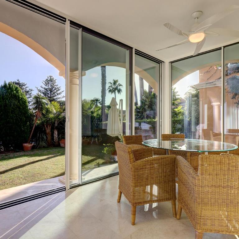 Large Ground Floor Apartment with Private Garden and Beach Access - Casa de 3 dormitorios - 7