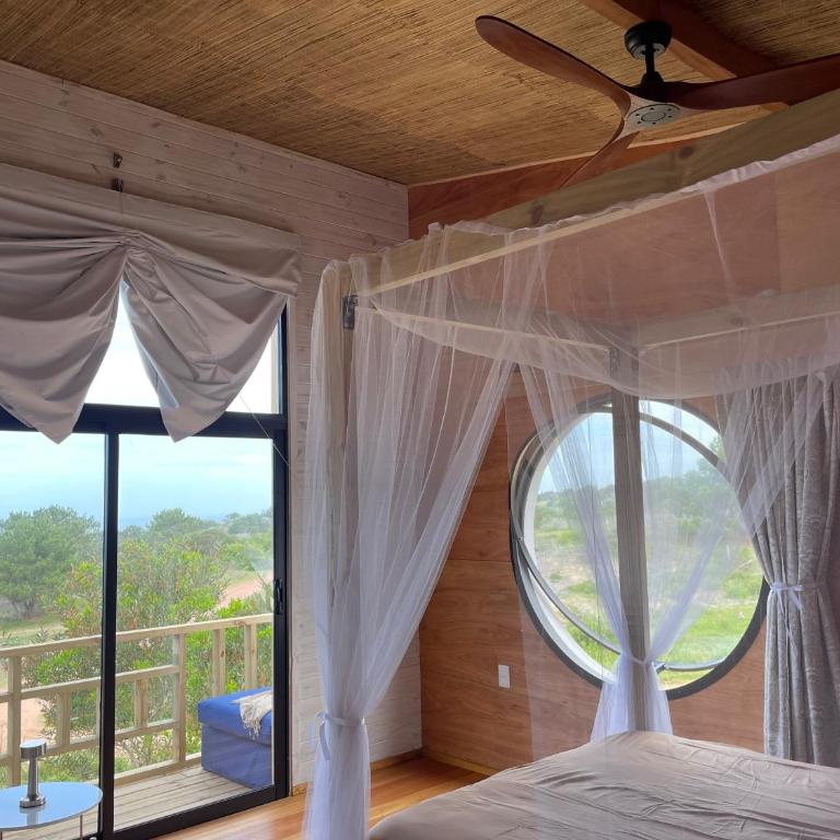 Eco Boutique B&B - Deluxe Double Room with Balcony and Sea View - 2