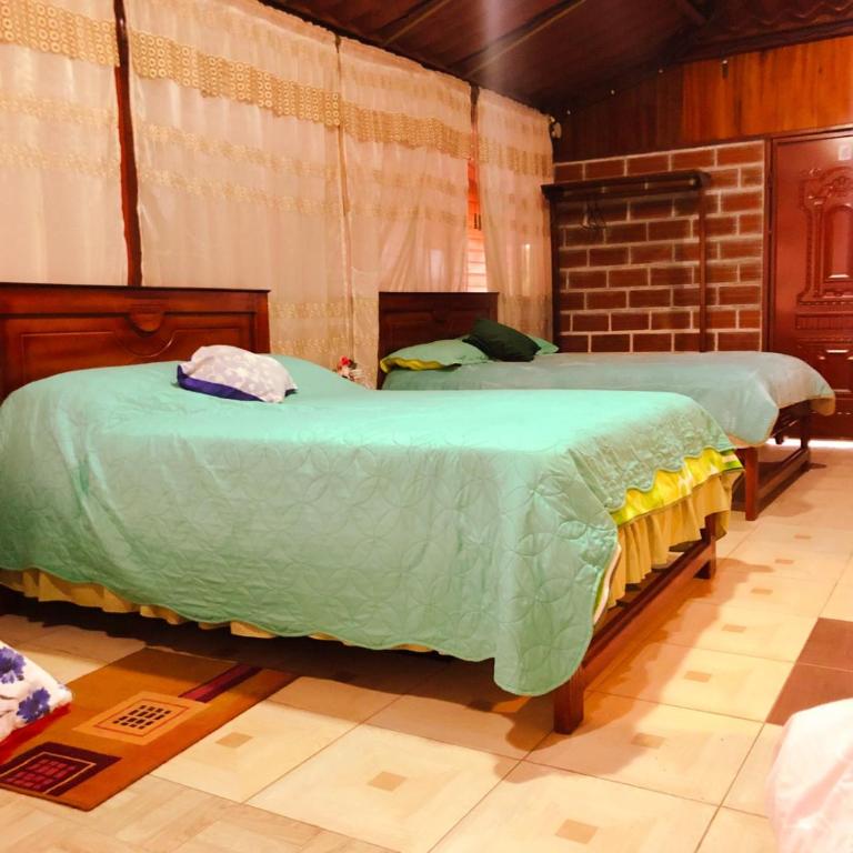 Hospedaje Valentina para ti y tu familia - Habitación Familiar - 1