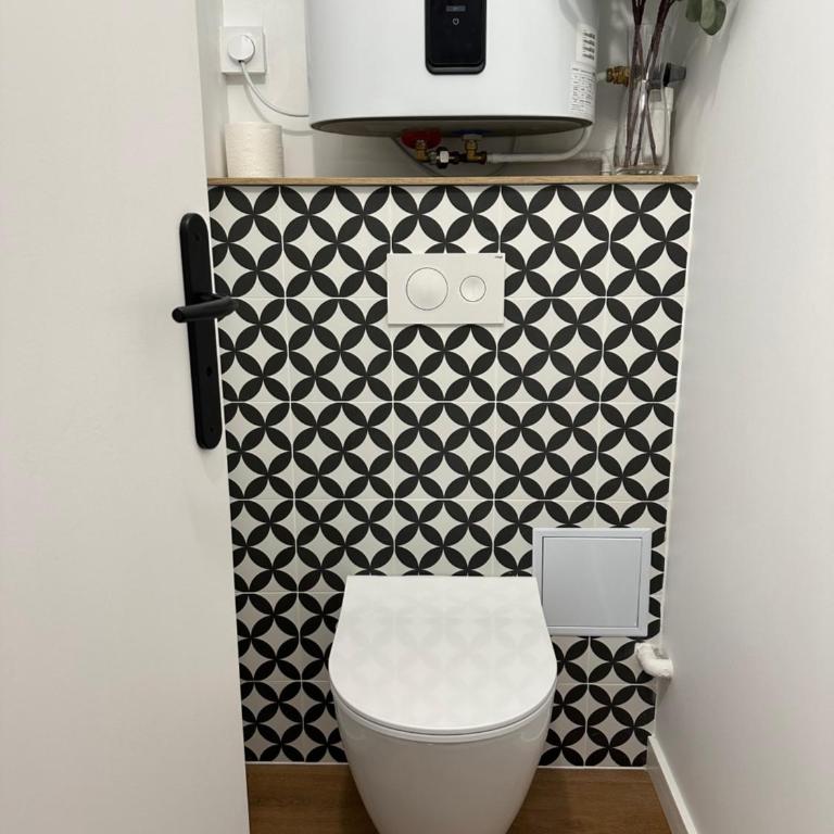 Sacaron24, T2 bis, centre Luchon, wifi, parking - Appartement 2 Chambres - 8