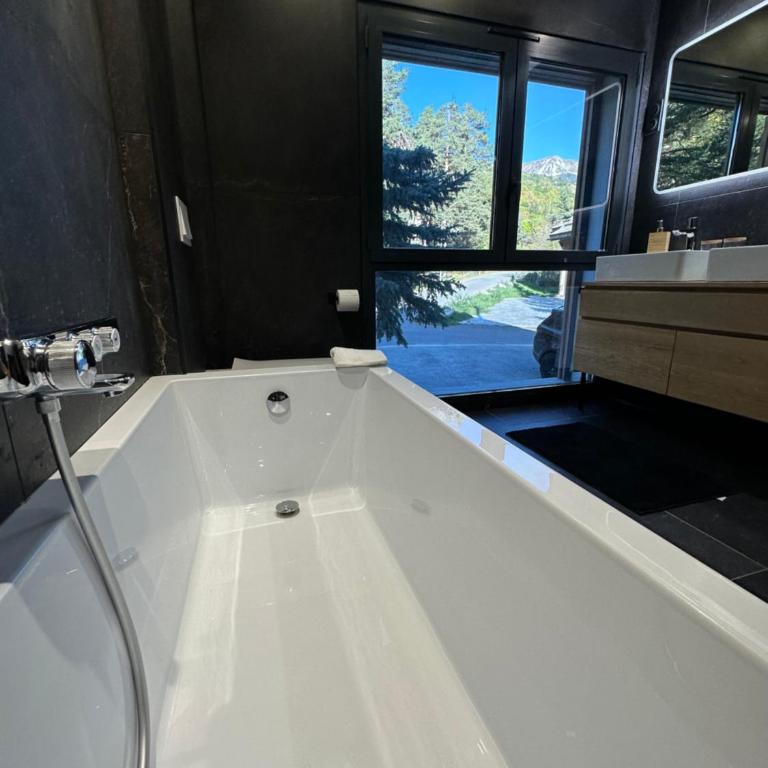 Le Paradis Blanc luxueux Chalet Spa Serre-Chevalier - Chalet - 68