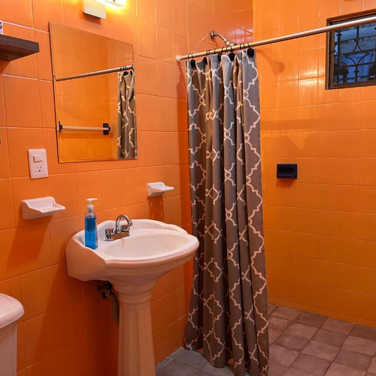 Casa Puerto Morelos - Queen Room with Balcony - 6