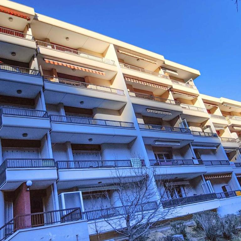 Mon petit nid à Amélie - Appartement 1 Chambre - 11