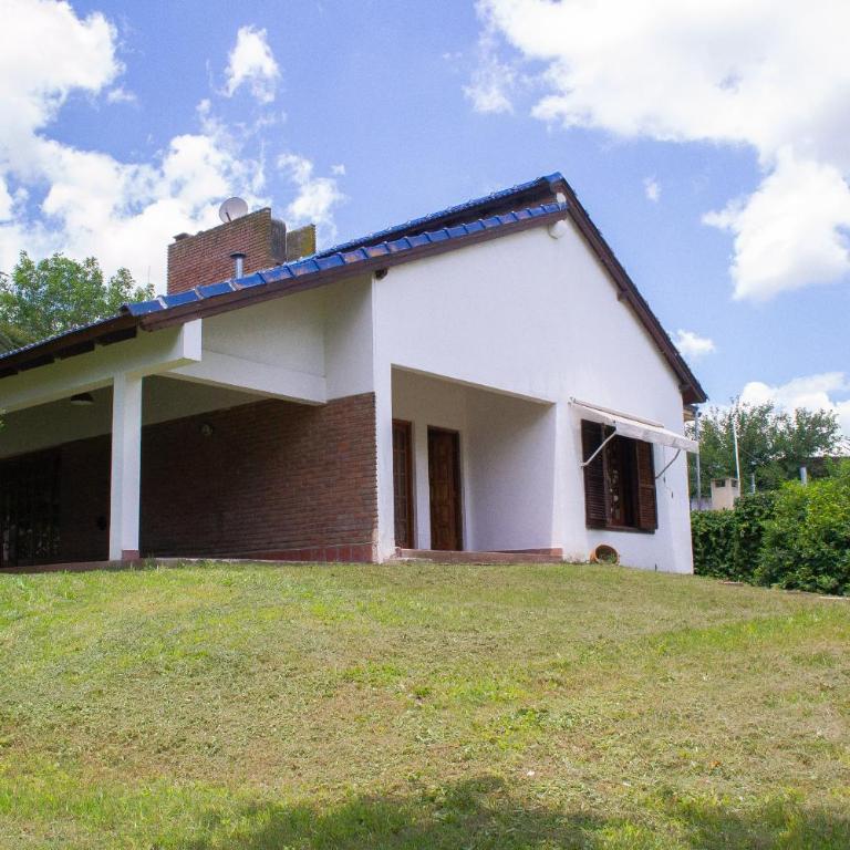 Amplio chalet en zona centro San José, Entre Ríos - Casa de 3 dormitorios - 19
