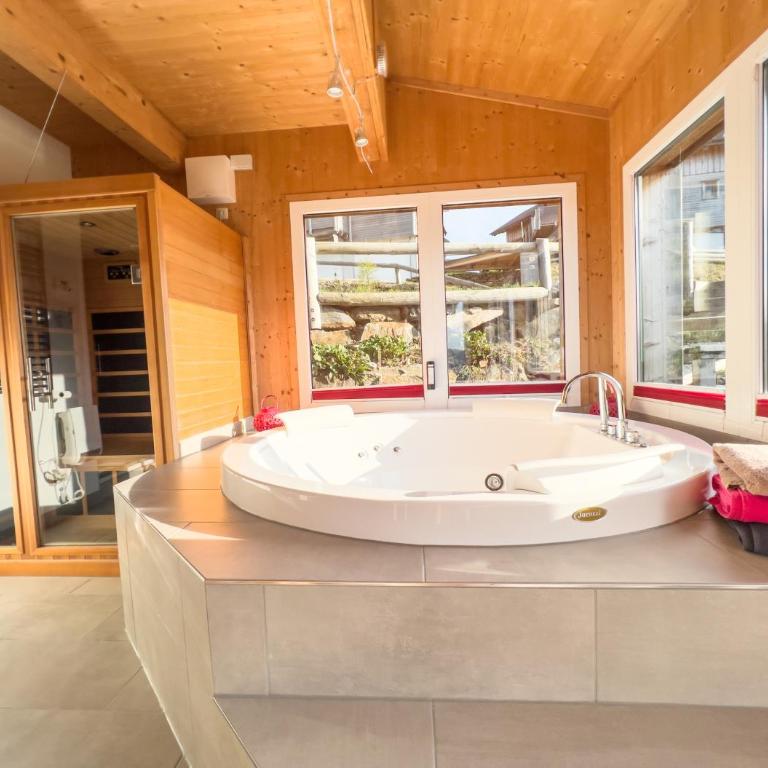 1A Chalet "Wolke" Wandern, Grillen, Wellness im Traumhaus - Chalet - 33