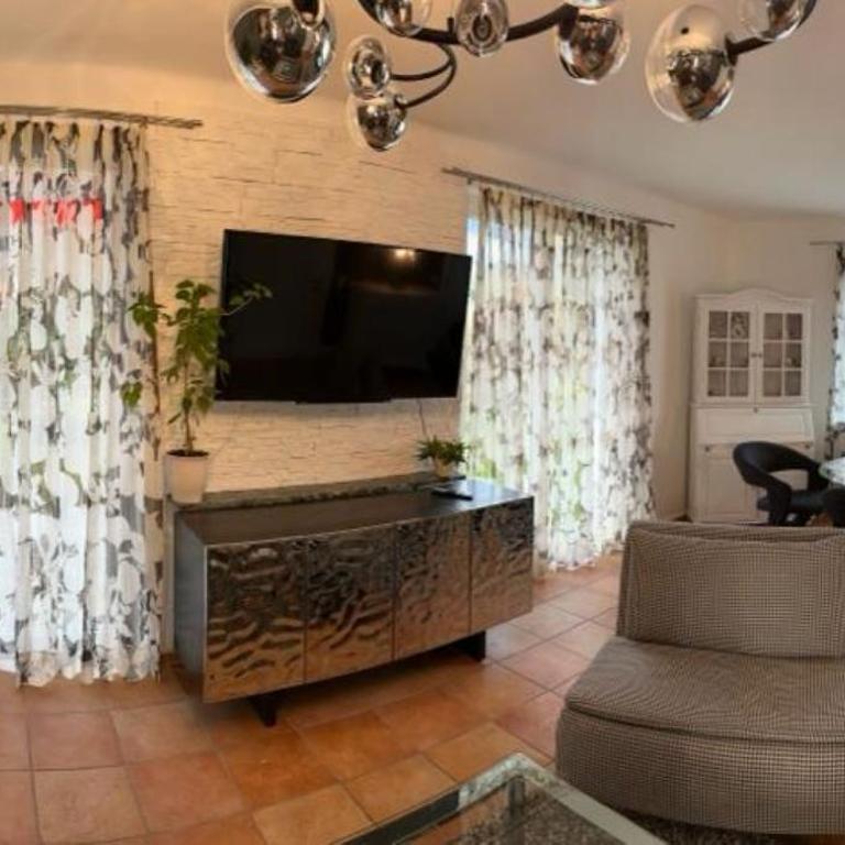 Haus Schmidhuber Ferienwohnung 5 mit Garten und sonniger Terrasse - Apartment mit 1 Schlafzimmer - 15