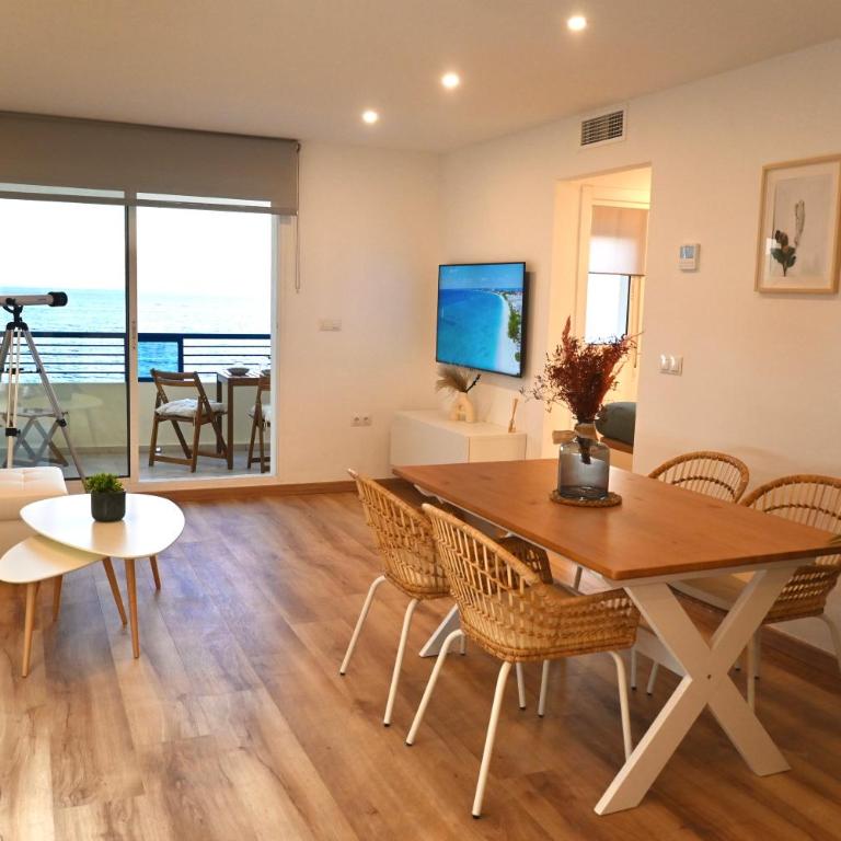 Marbella Beach Front View by Sol Maestranza - Two-Bedroom Apartment - 44