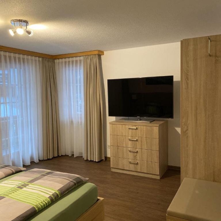 Apartments Arcadia - Deluxe Apartment mit Bergblick - 11