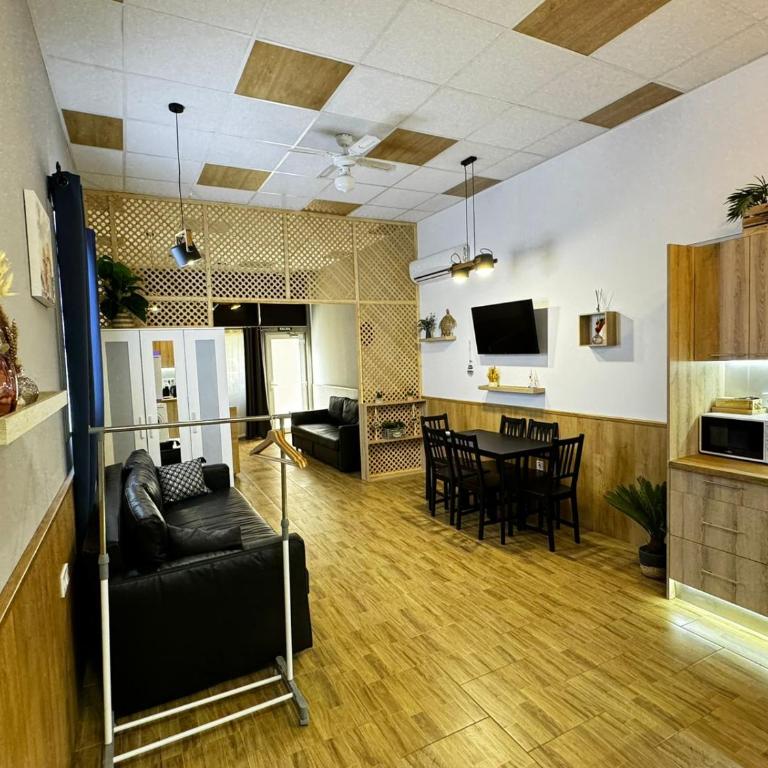 Salom 5 - One-Bedroom Apartment - 3