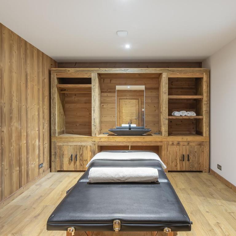 Chalet Kashmir 5MIN des pistes en voiture parking privé, spa, sauna - Chalet - 27