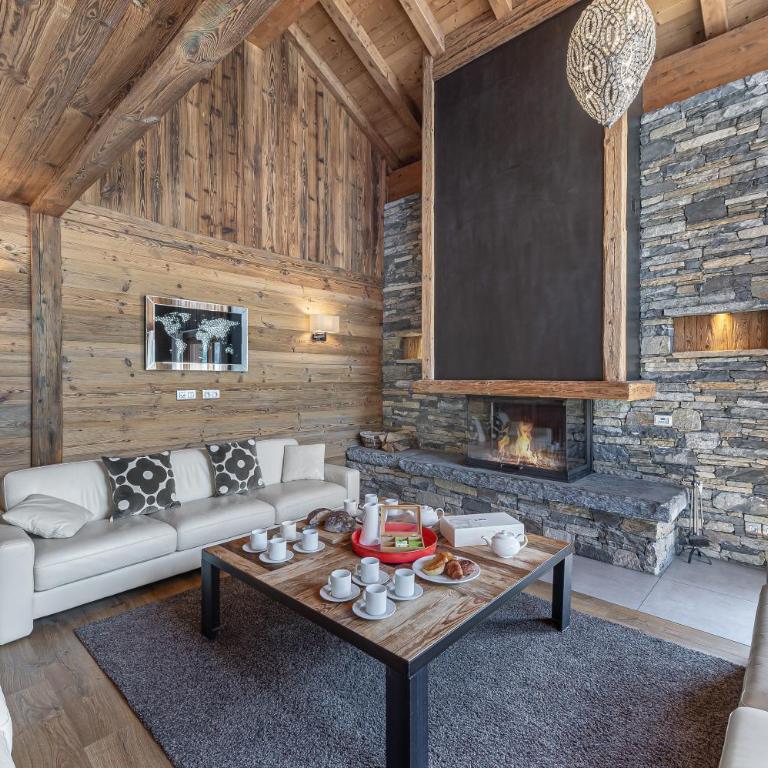 Chalet Kashmir 5MIN des pistes en voiture parking privé, spa, sauna - Chalet - 9