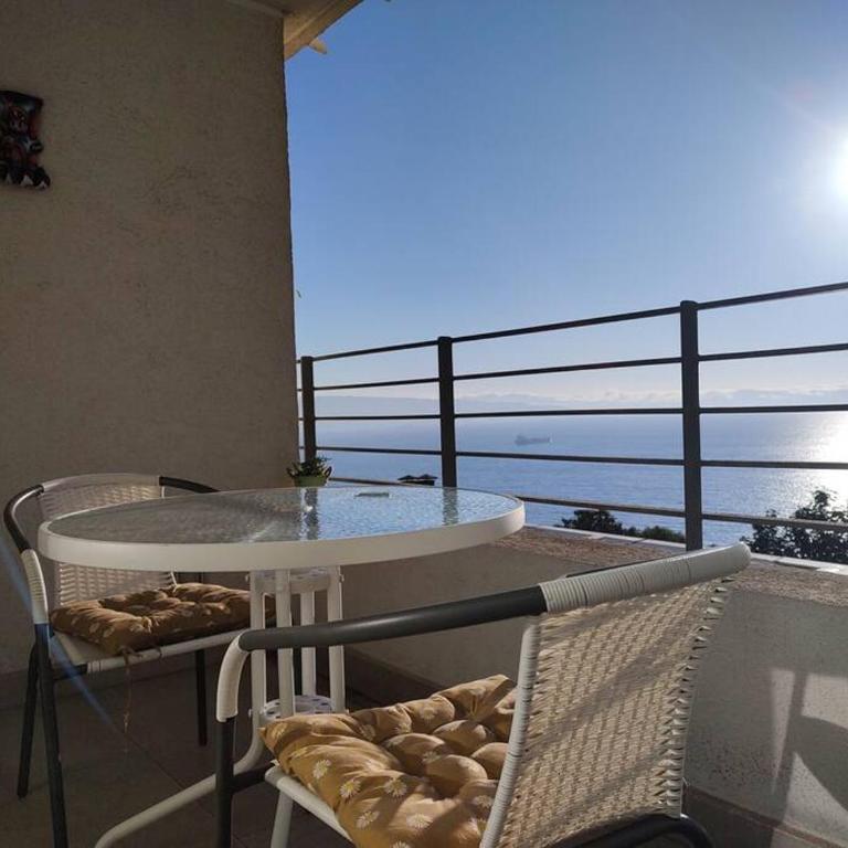 Departamento con vista al mar - One-Bedroom Apartment - 4