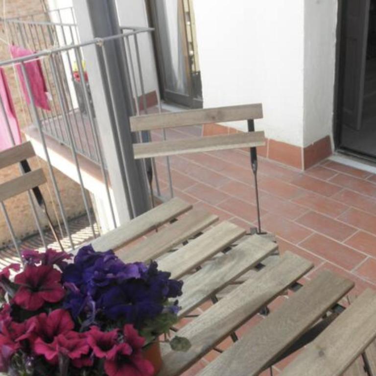 Piquer con Terraza - Three-Bedroom Apartment - 2