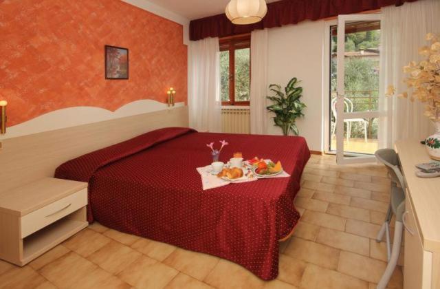 Hotel Augusta Garnì - Camera Matrimoniale/Doppia con Letti Singoli con Balcone - 5
