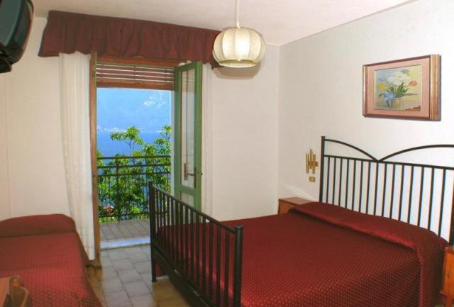 Hotel Augusta Garnì - Camera Matrimoniale/Doppia con Letti Singoli con Balcone - 7