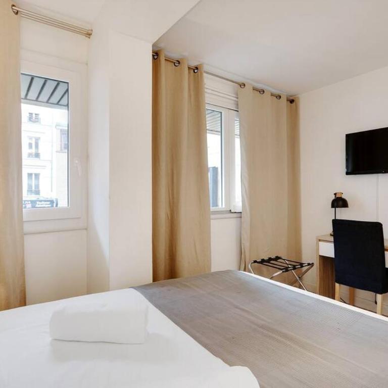 Charming FLAT - Père Lachaise - Two-Bedroom Apartment - 11