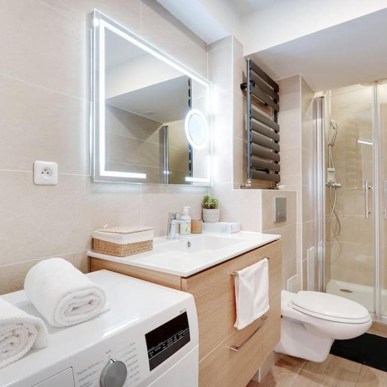 Charming FLAT - Père Lachaise - Two-Bedroom Apartment - 9