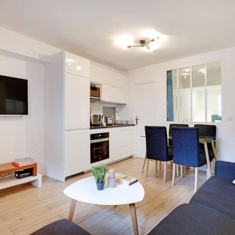 Charming FLAT - Père Lachaise - Two-Bedroom Apartment - 3
