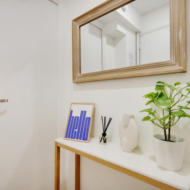 Charming FLAT - Père Lachaise - Two-Bedroom Apartment - 14