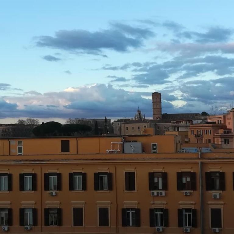 Aura Home Grazioso Appartamento a Pochi Passi dalla Metro A e C - Appartamento con 1 Camera da Letto - 40