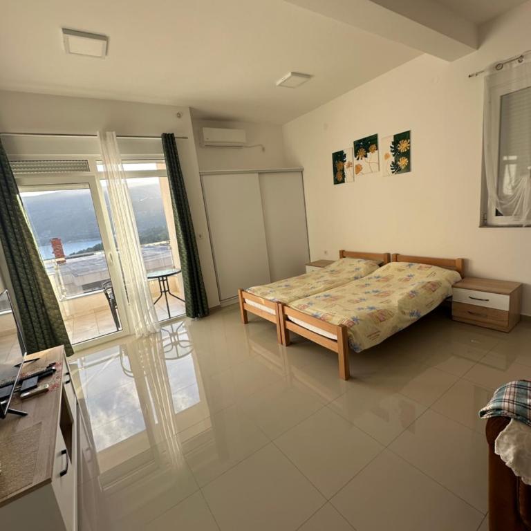 ApartBrajovic67 - Apartment with Sea View - 4