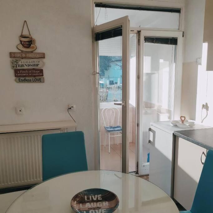 White home apartment - Apartman sa 1 Spavaćom Sobom - 14