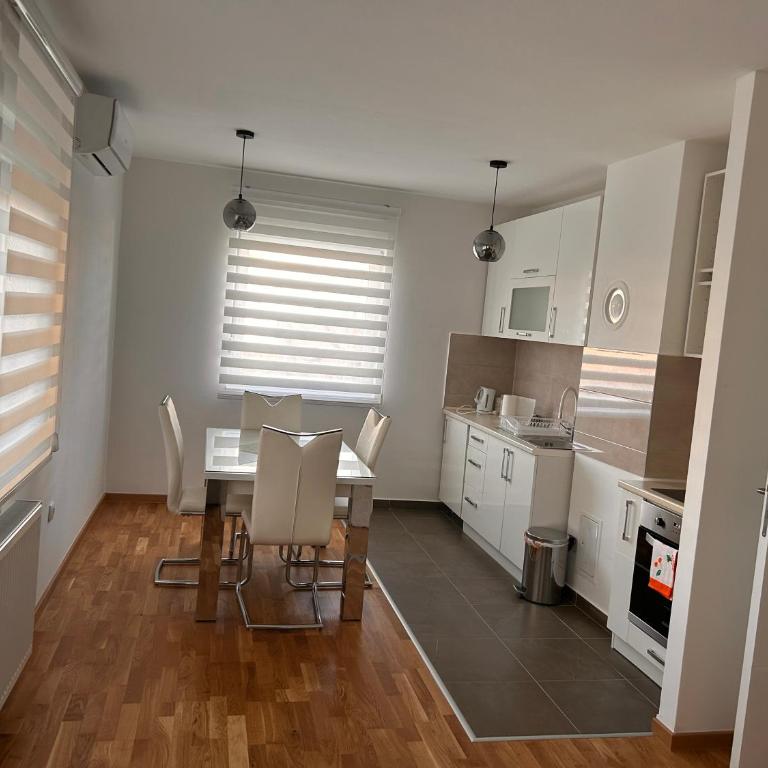 Apartman Vrbas 1 + Podzemna garaza - Apartman sa 2 Spavaće Sobe - 2