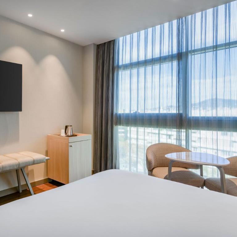 AC Hotel Som by Marriott - Habitación, 1 cama grande - 1