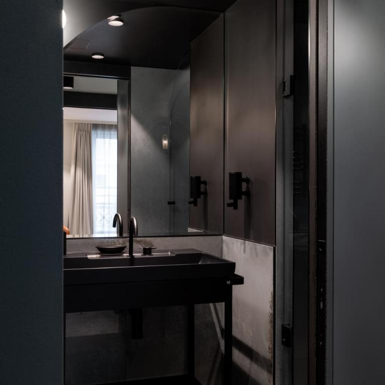 Splendide appartement de 50m2 Paris -Montmartre - Appartement 1 Chambre - 16