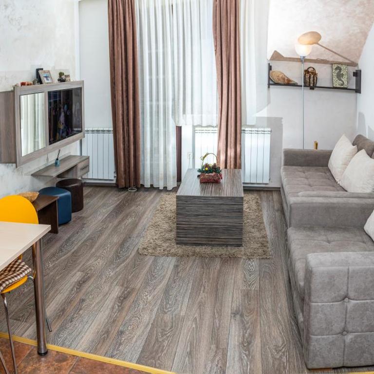 JollyKop Apartments - One-Bedroom Apartment - 4