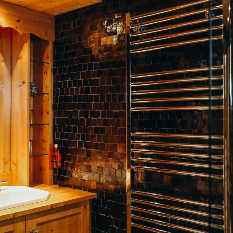 Joubarbe Rose by Lodji - Chalet 5 Chambres Supérieur - 35