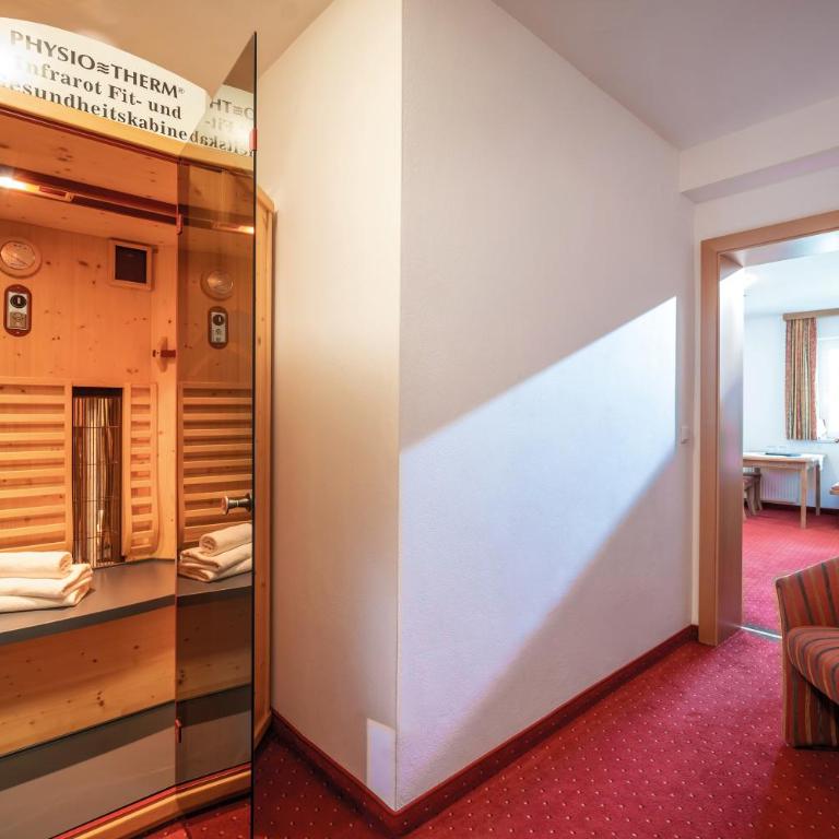Hotel Maria Theresia - Superior Suite - 4
